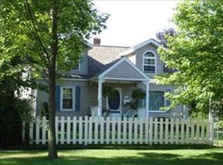 202 E Sugnet Rd, Midland, MI 48642