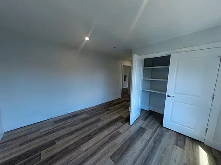 182 Carroll St #403 — Photo 6