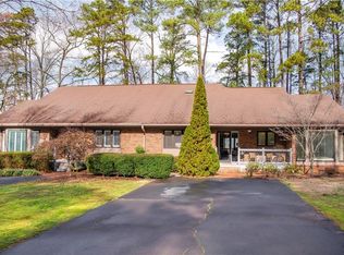 40 Round Spinney Dr, Seneca, SC 29672