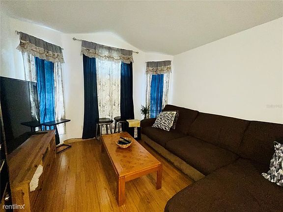 5th image of 2521 Shelby Cir