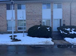 10008 Sakura Dr, Saint Louis, MO 63128