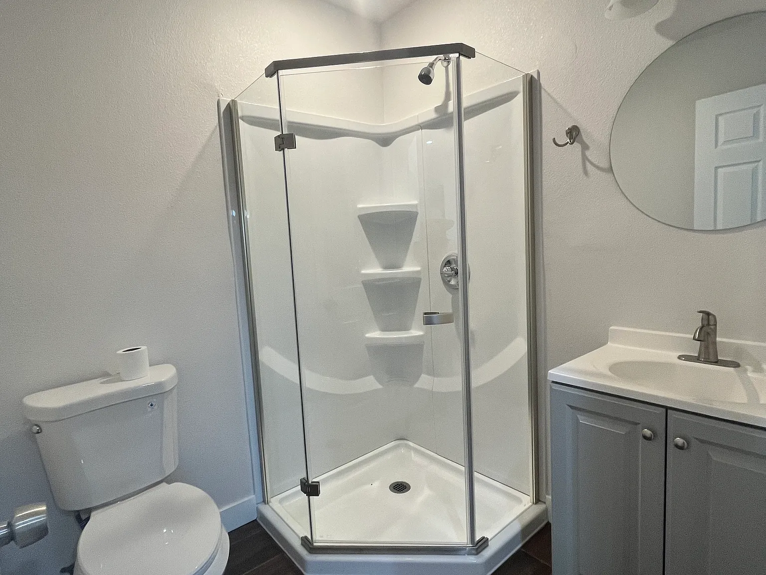 Studio, 300 sqft, $1,650 — Photo 2