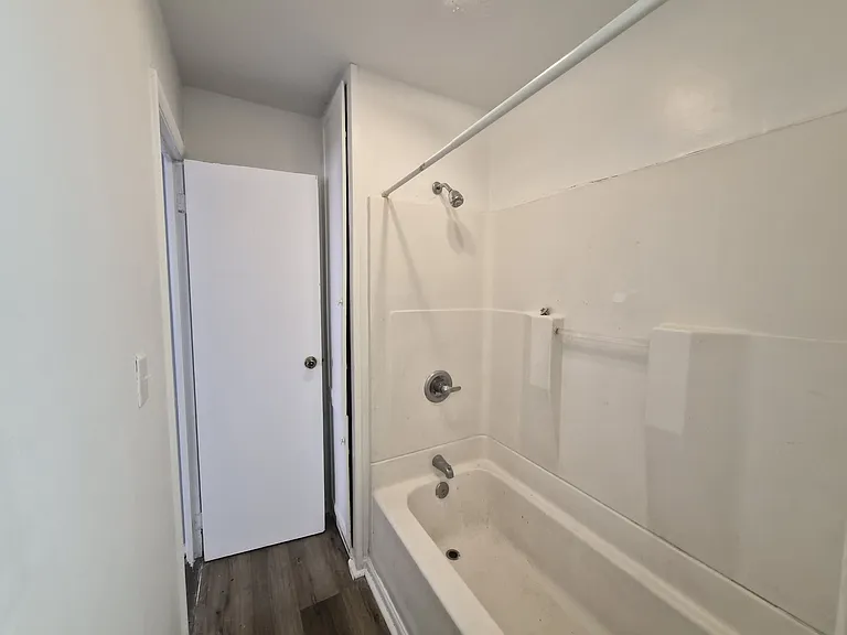4102 Biscayne Rd — Photo 14