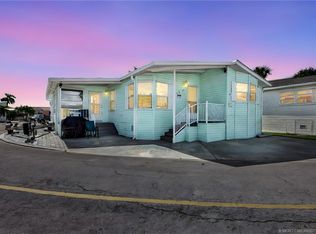 511 Nettles Blvd, Jensen Beach, FL 34957