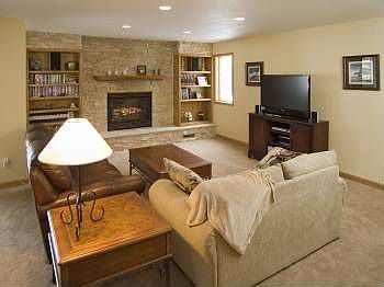 5th image of 752 Ashley Dr