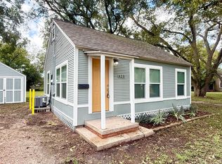 620 E Magnolia St, Angleton, TX 77515