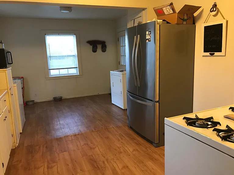 Kitchen and Washroom