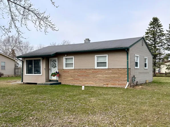 1568 Kenneth St, Owosso, MI 48867