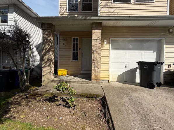 8413 NE Knott St Unit A, Portland, OR 97220