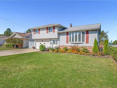 3262 Marda Dr, Parma, OH, 44134