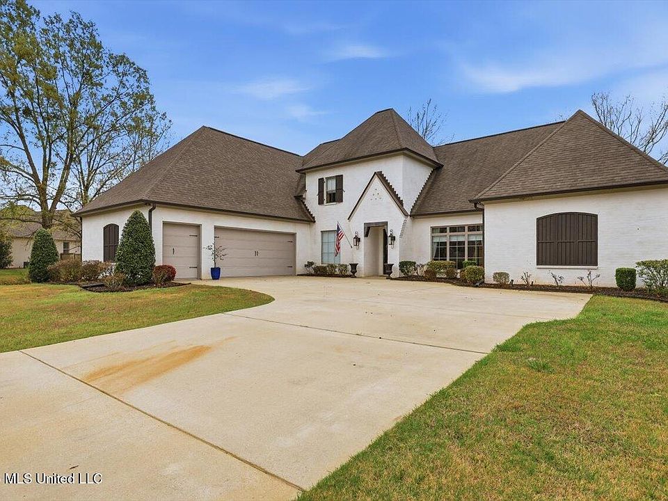1st image of 387 Caroline Blvd