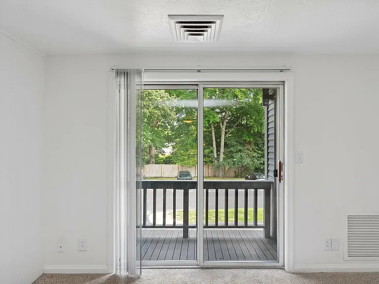 ReNew Taunton Apartment Collection — Photo 23