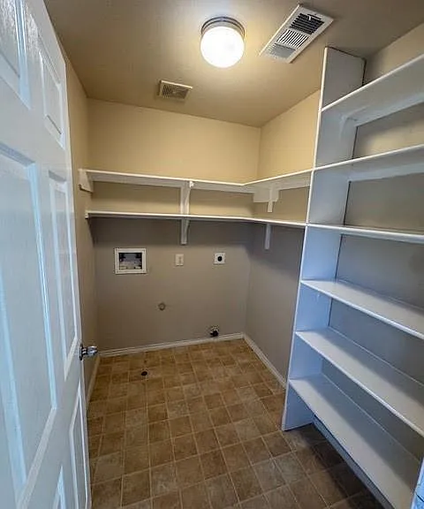 6815 Independence Blvd — Photo 13
