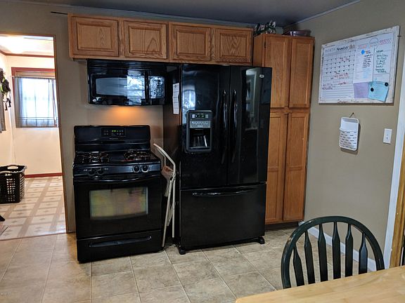 5th image of 370 E Rich Ave