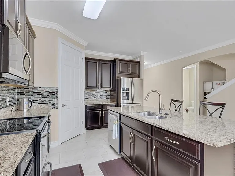 16309 Aberdeen Way — Photo 8