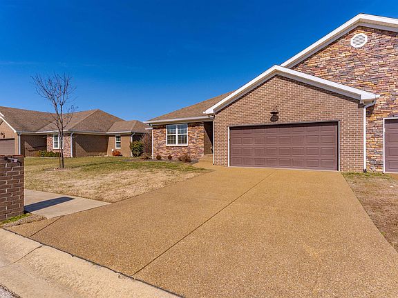 4th image of 9904 Arbor Lake Dr