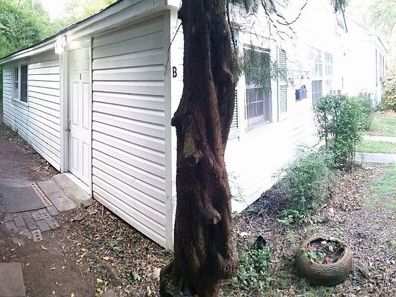 2nd image of 105 Donaldson St APT B