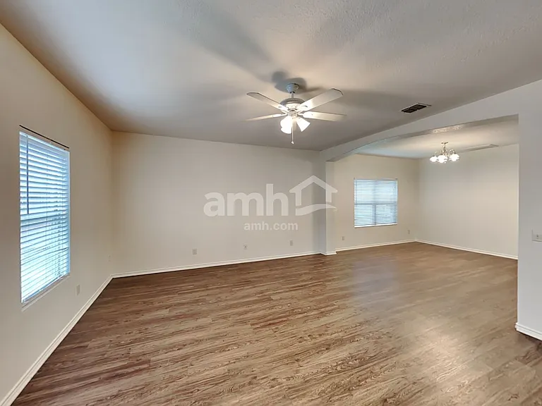 431 Tequila Rnch — Photo 6