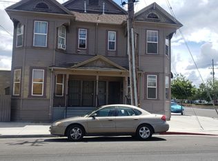 102 N Aurora St, Stockton, CA