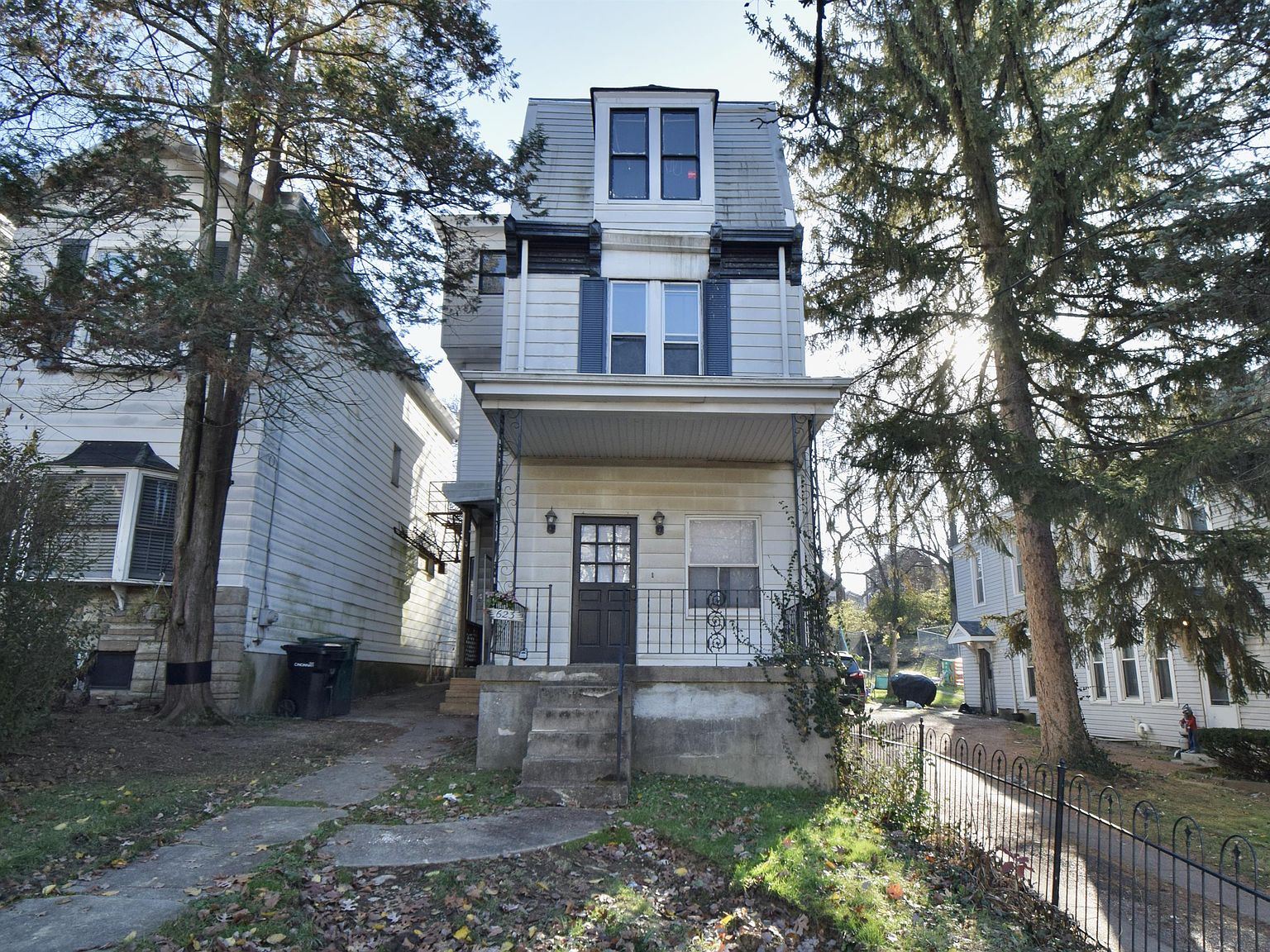 623 Riddle Rd 2, Cincinnati, OH 45220 Zillow