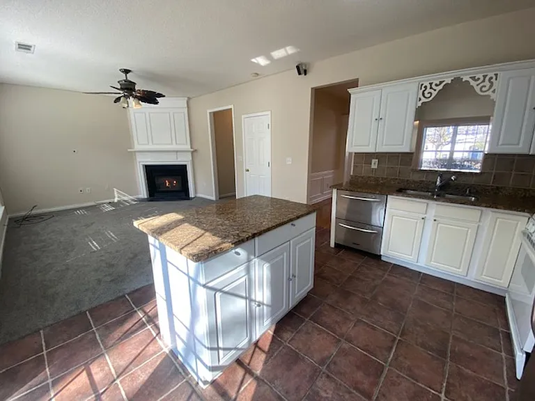 5463 Medlock Corners Dr — Photo 24