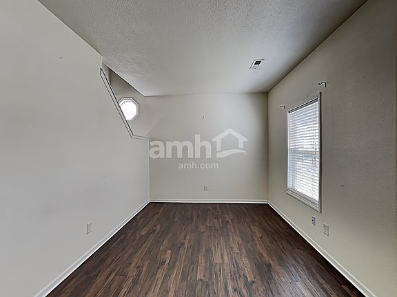 3rd image of 9318 Tiger Lily Ln