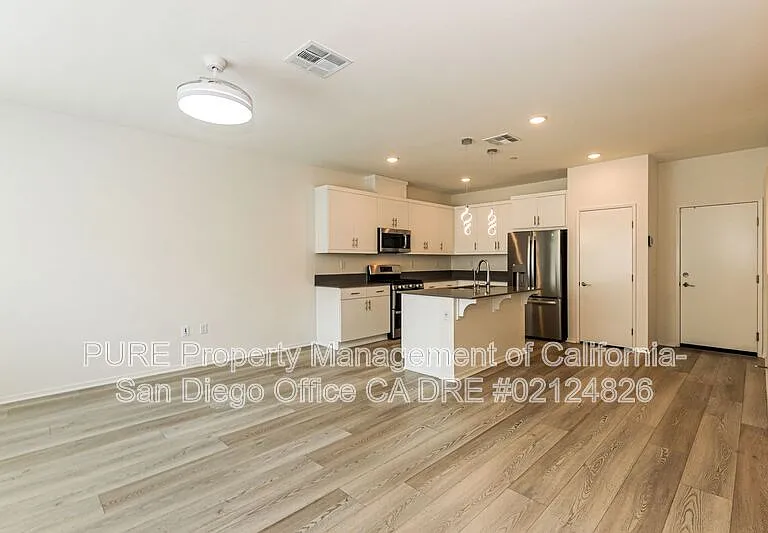 335 Sweet Pl — Photo 6