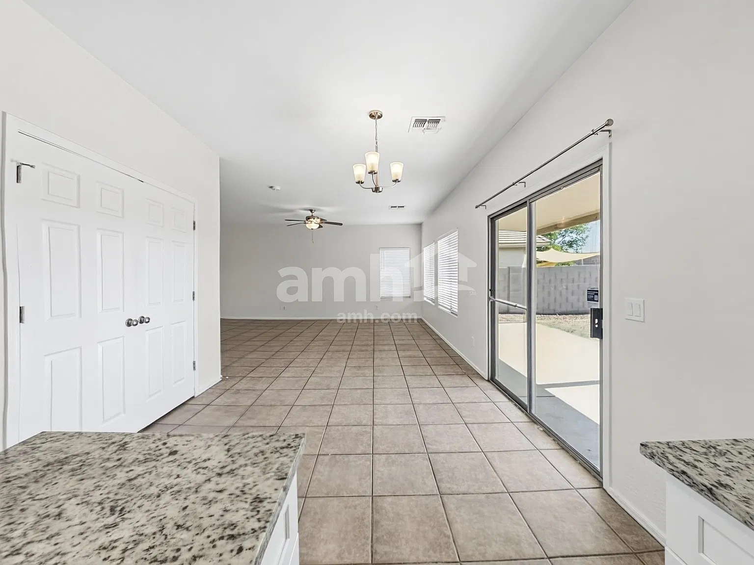4 bed, 3.0 bath, 2489 sqft, $2,335 — Photo 4