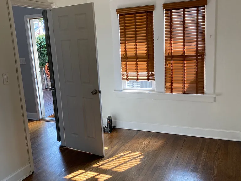 2885 Gunn St — Photo 8