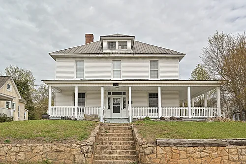 1208 S Salisbury Ave Photo 1