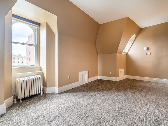 3rd image of 888 Delaware Ave #H302