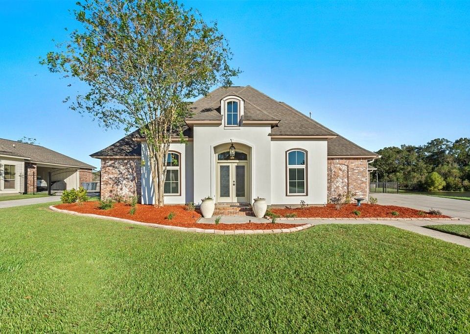 1st image of 2095 High Pointe Dr