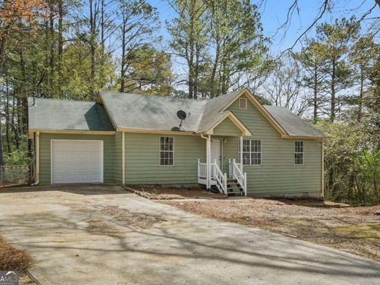 78 Peach Forest Pl, Douglasville, GA 30134