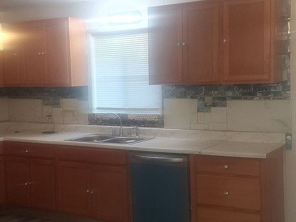 4th image of 10895 Thrasher Rd