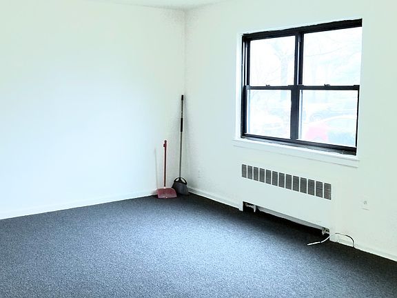 3rd image of 74-03 220th St #1