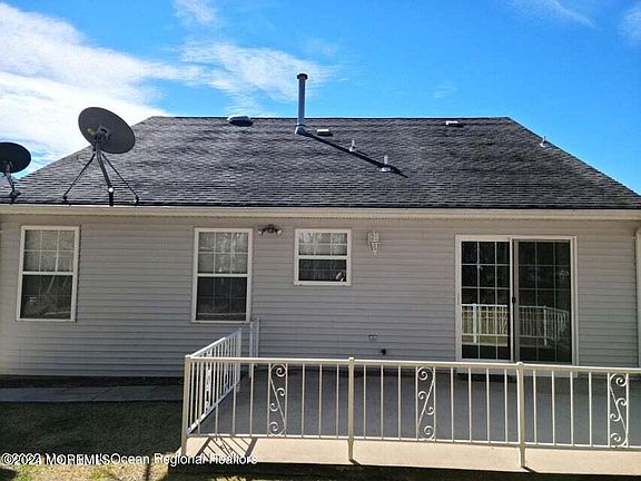 4th image of 113 Chesterfield Ln