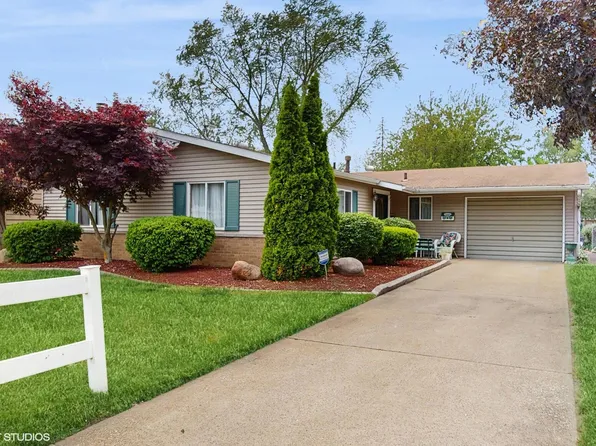 1344 N Arbogast St, Griffith, IN 46319