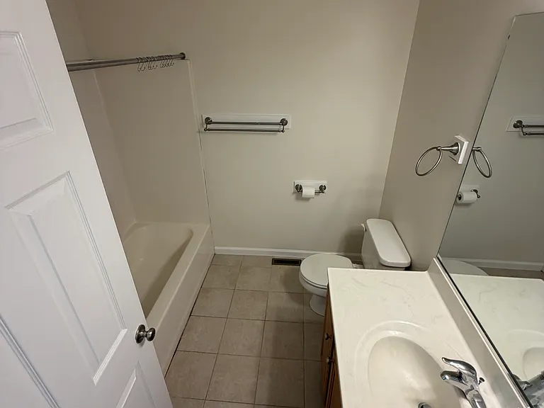 212 Jeffrey Ln — Photo 18