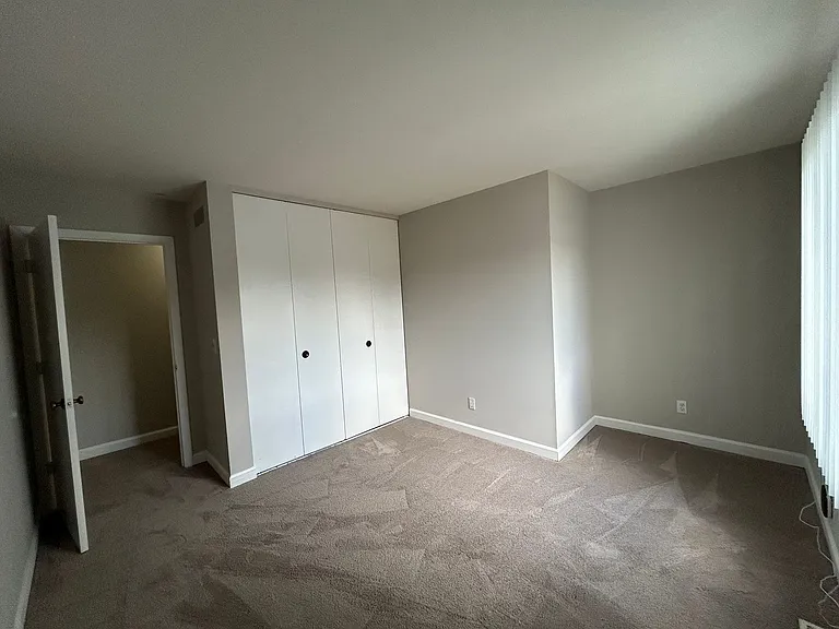 Candlelite Apartments — Photo 105