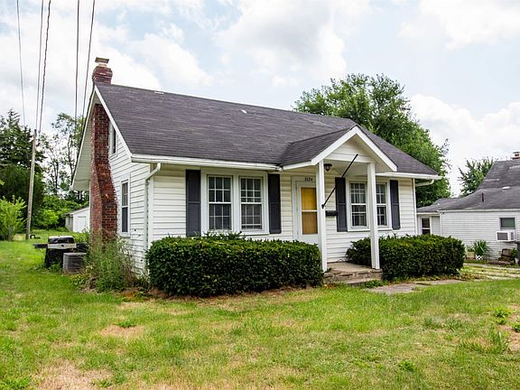 3rd image of 3224 Addison Ave