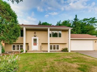 2130 Long Lake Rd, New Brighton, MN 55112