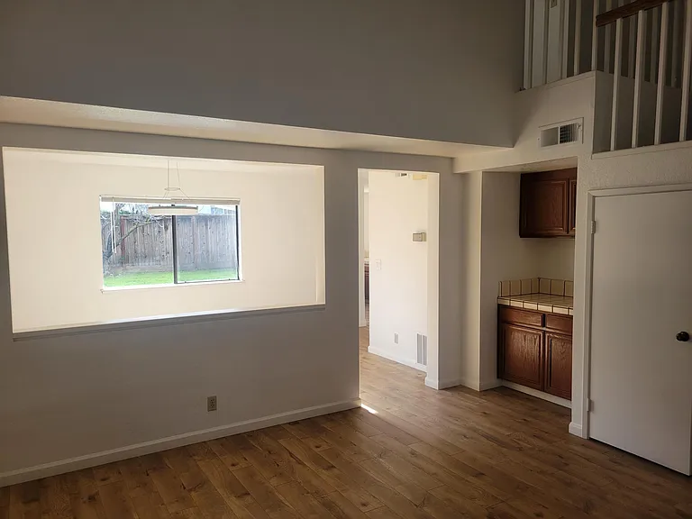 2224 Emerald Hills Cir — Photo 25