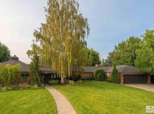 123 Greenridge Dr, Reno, NV 89509