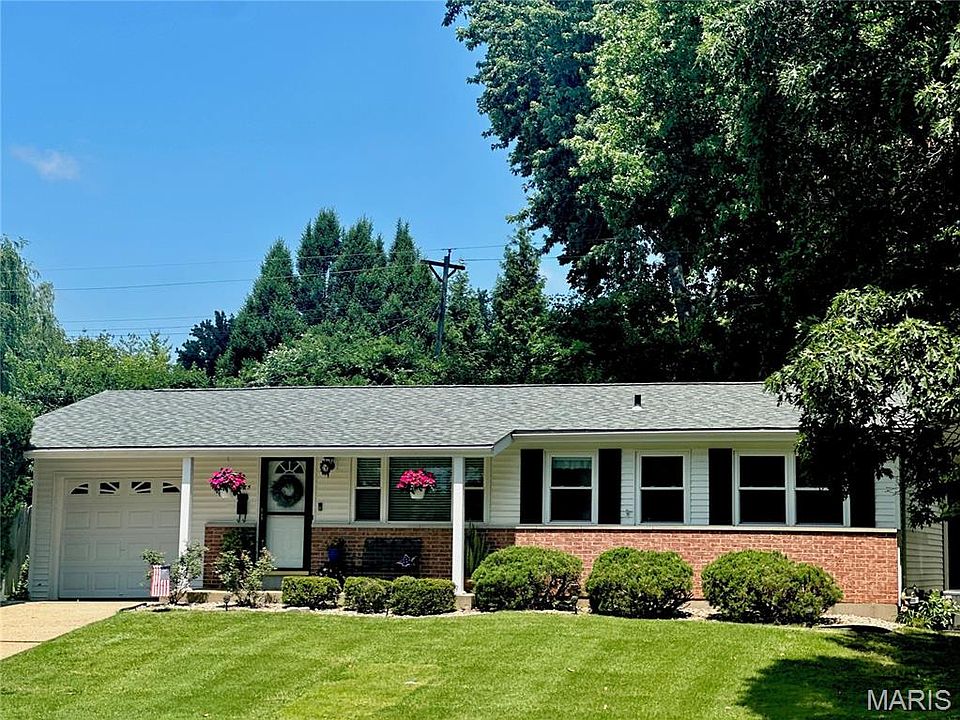 1st image of 2075 Tahoe Dr