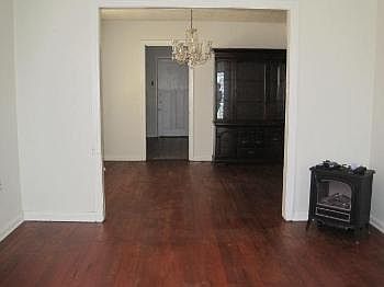 2nd image of 305 N Dilton St