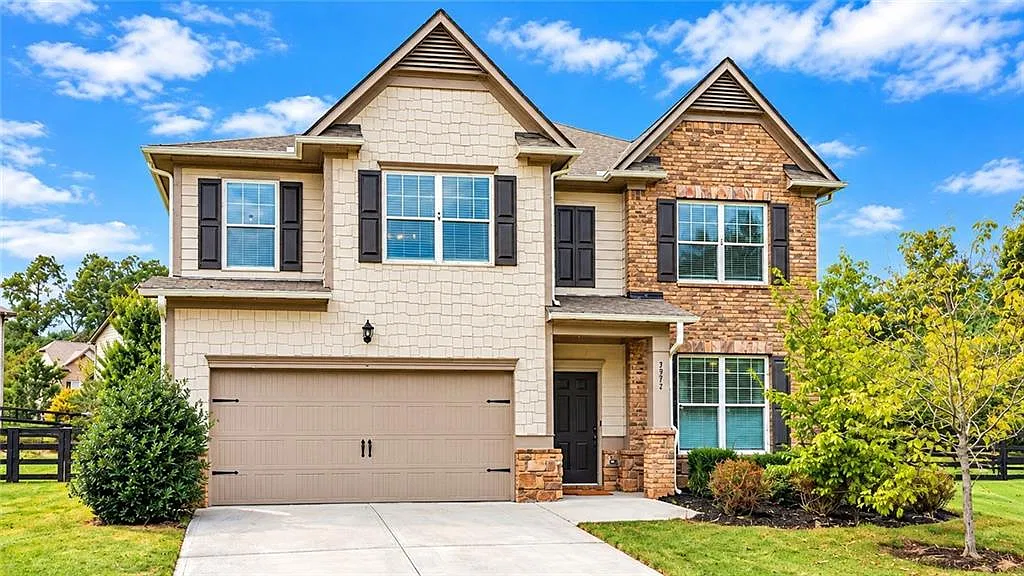 5 bed, 3.5 bath, 3068 sqft, $2,900 — Photo 1