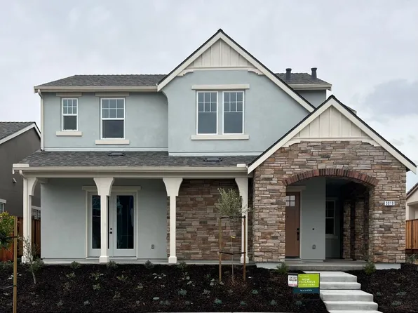 3010 Pinnacles Way, Marina, CA 93933