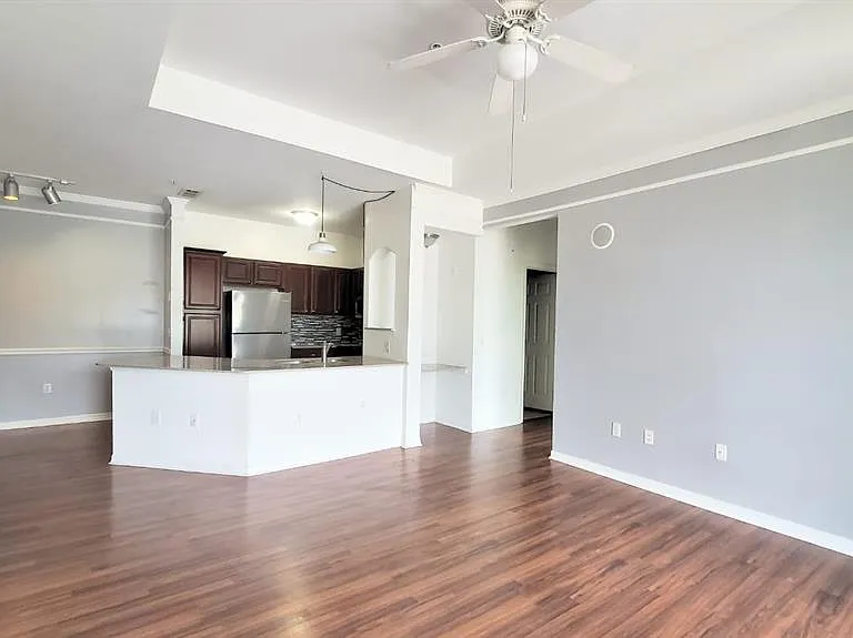 6413 Astor Village Ave #315 — Photo 14