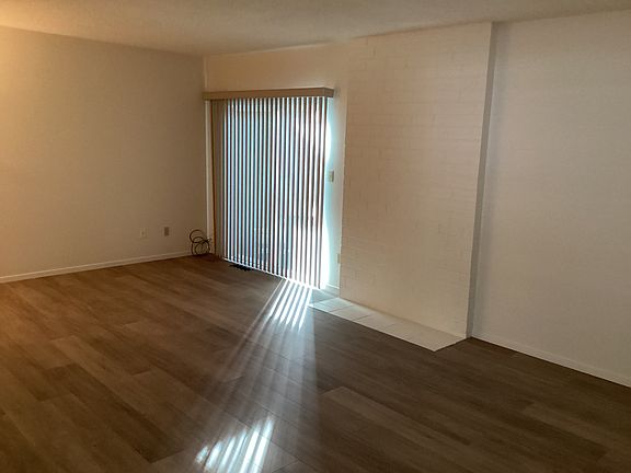 2nd image of 6360 Lake Park Dr #6360