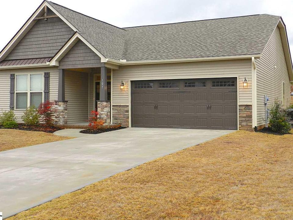 1st image of 107 Hollander Dr